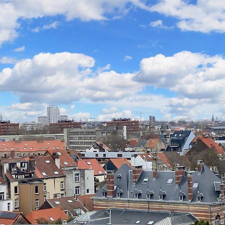 Modern Apartment In Cureghem Anderlecht 134 M² + Terrace ブリュッセル エクステリア 写真