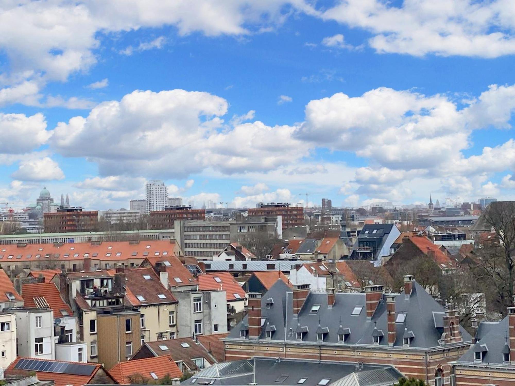 Modern Apartment In Cureghem Anderlecht 134 M² + Terrace ブリュッセル エクステリア 写真