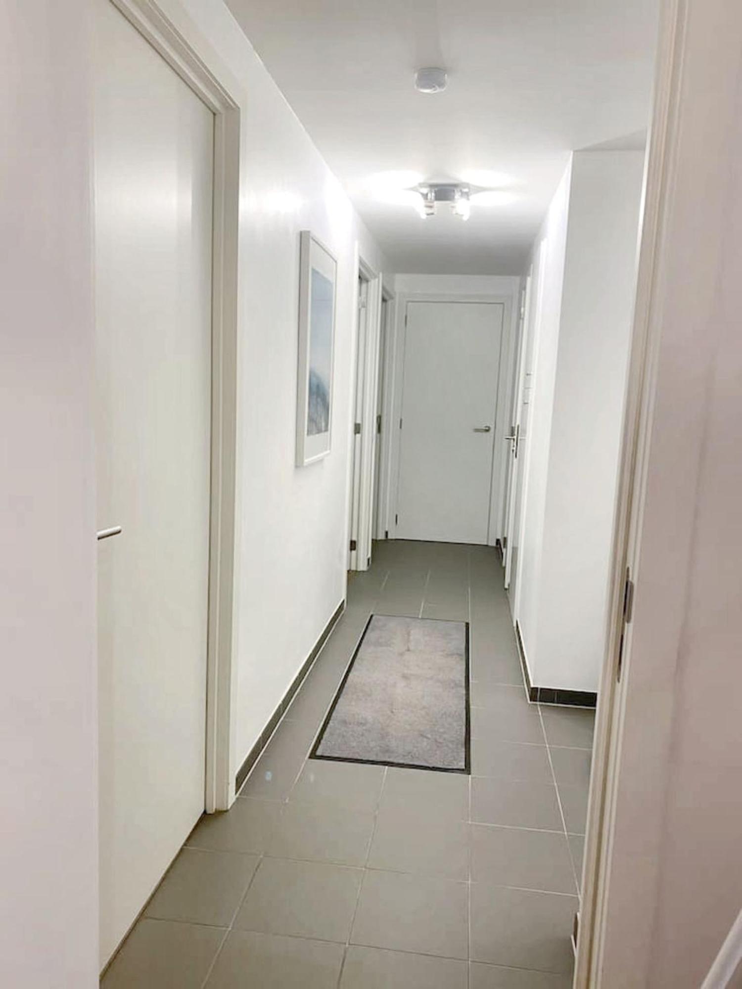 Modern Apartment In Cureghem Anderlecht 134 M² + Terrace ブリュッセル エクステリア 写真
